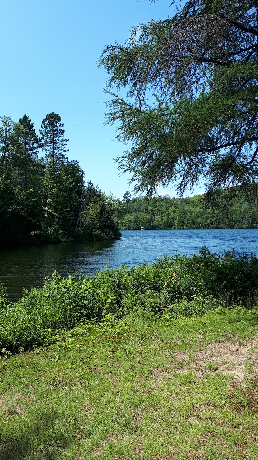 Auberge Lac Tomas | 200 Chemin du Golf, Saint-Didace, QC J0K 2G0, Canada
