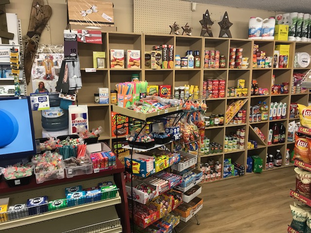 Dépanneur Steph & Mel | 440 Rue Père-Marquette, Québec, QC G1S 4M2, Canada | Phone: (418) 650-2200