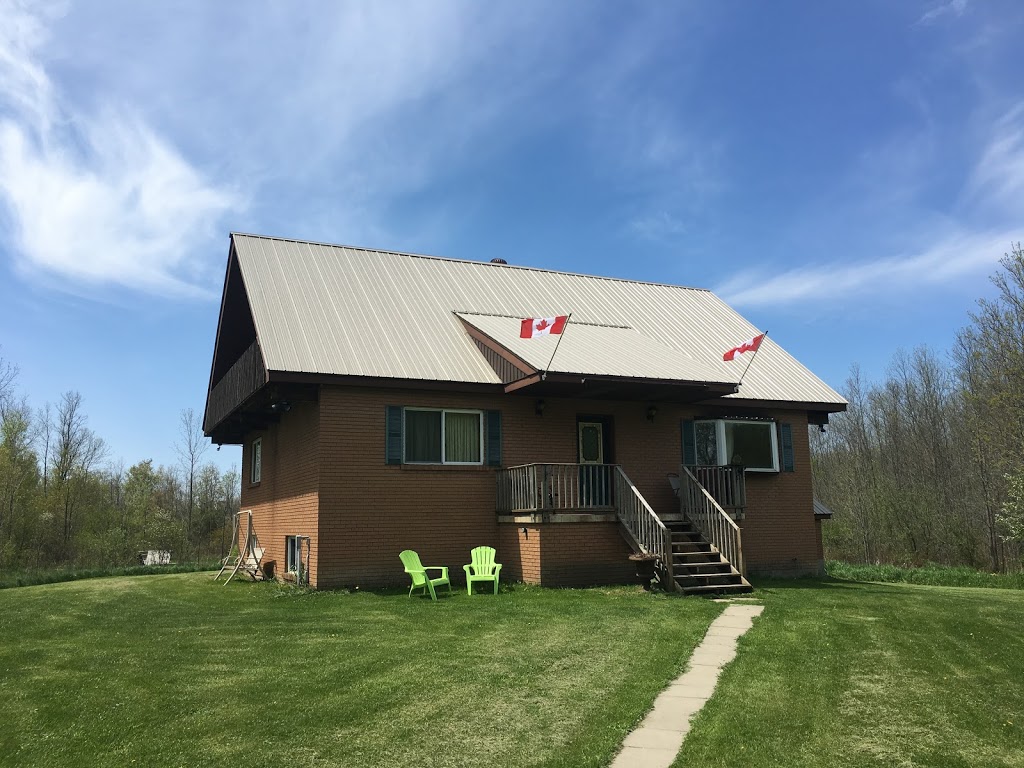Wildturkey Guest House | 1075 Concession Rd 2, Port Elgin, ON N0H 2C0, Canada | Phone: (519) 386-8349