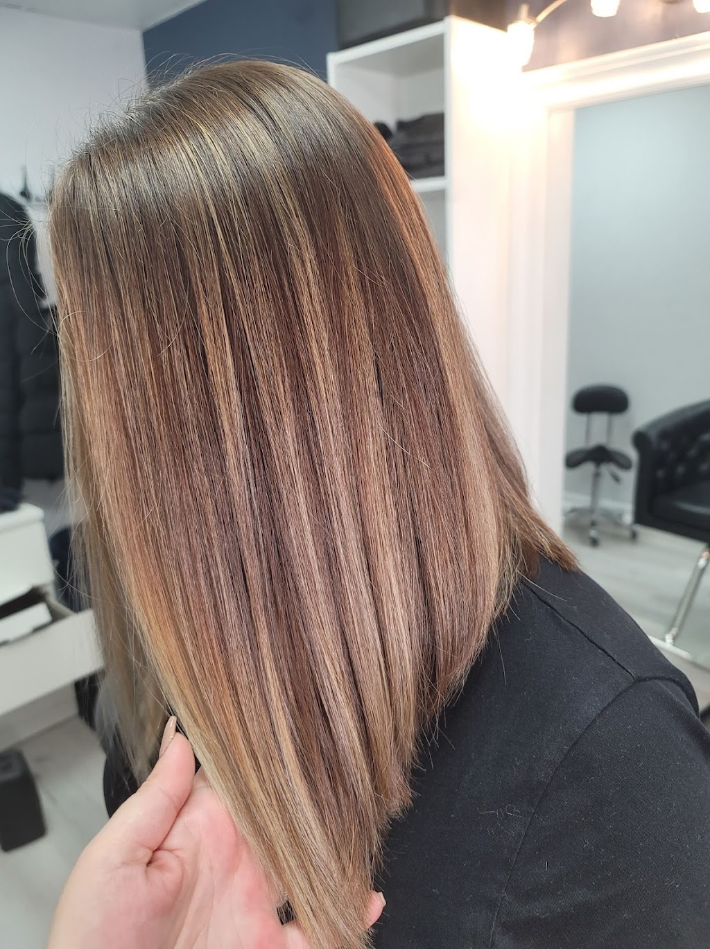 La Lola Hair Salon | 125 Gailmont Dr Unit 10, Hamilton, ON L8K 4B8, Canada | Phone: (289) 700-6691