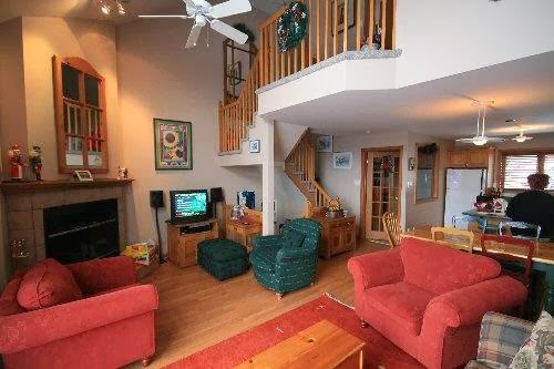 Tremblant Resort Lodging | 82 Chemin de la Forêt, Mont-Tremblant, QC J8E 3K8, Canada | Phone: (613) 591-1660