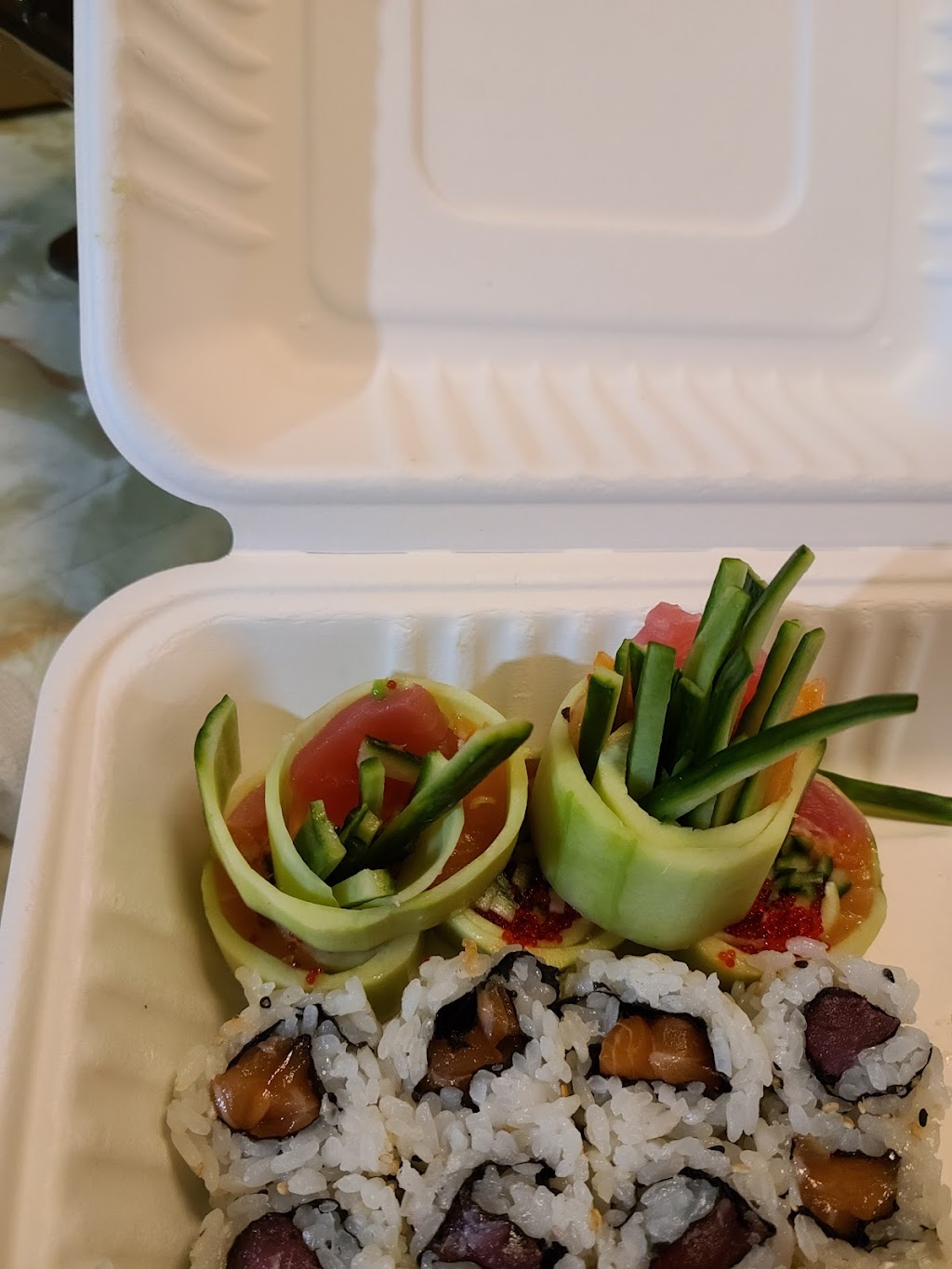 Sawa Sushi | 6583 Boul. Saint-Laurent, Montréal, QC H2S 3S2, Canada | Phone: (514) 357-8452