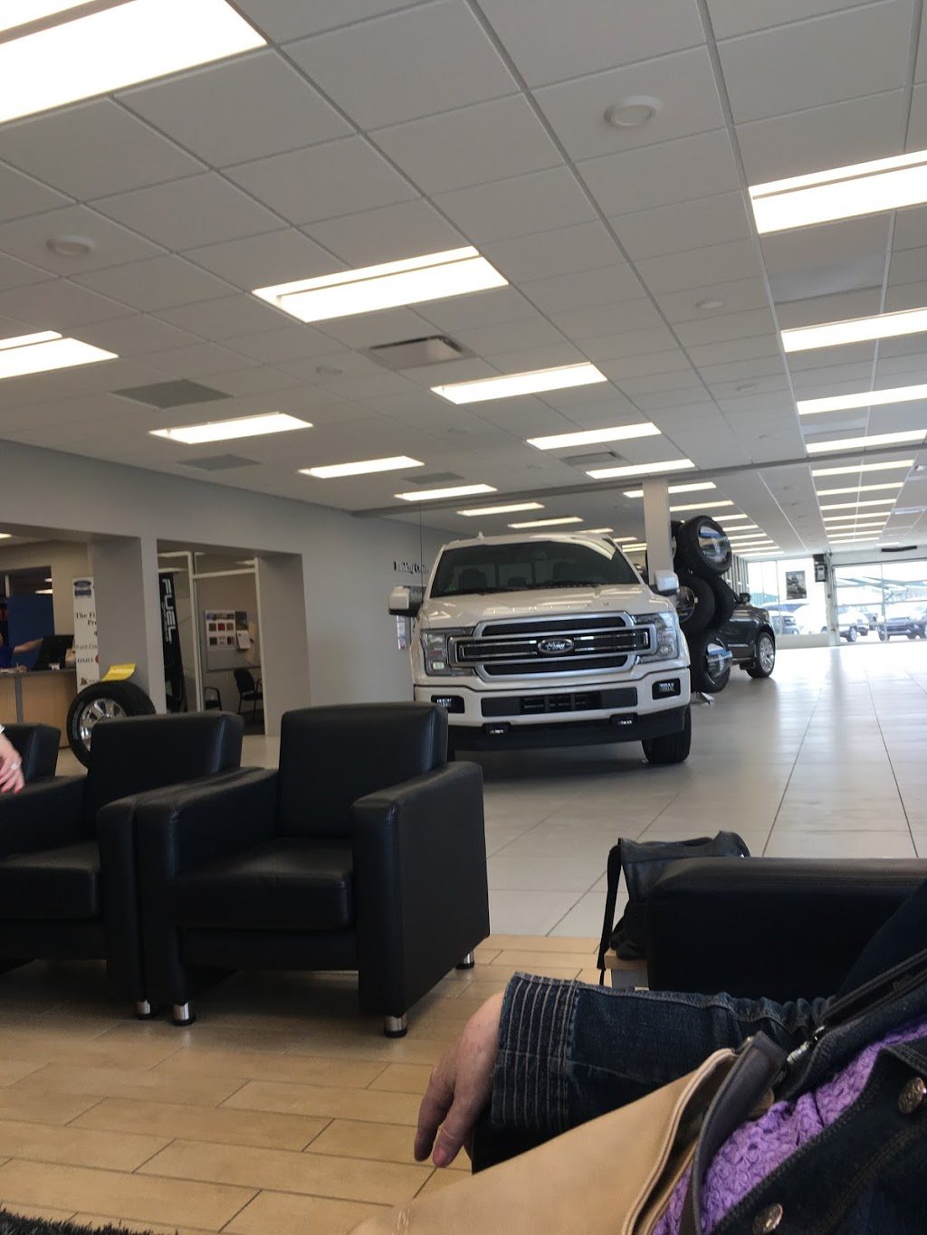 Great Plains Ford | 206 Sims Ave, Weyburn, SK S4H 2H6, Canada | Phone: (855) 868-1157