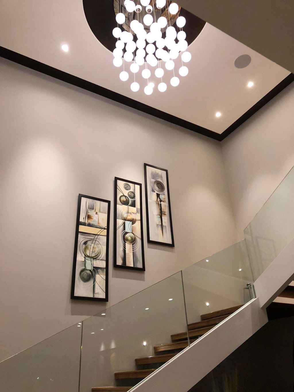 Ivaan Interiors | 103 Southwalk Bay, Winnipeg, MB R2N 1M6, Canada | Phone: (204) 960-3333