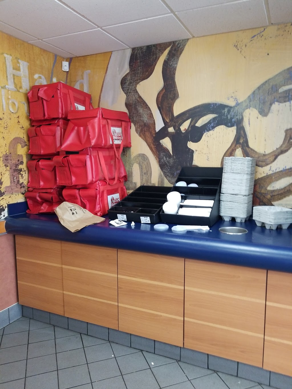 Taco Bell | 315 Bayfield St N, Barrie, ON L4M 3C2, Canada | Phone: (705) 726-7220