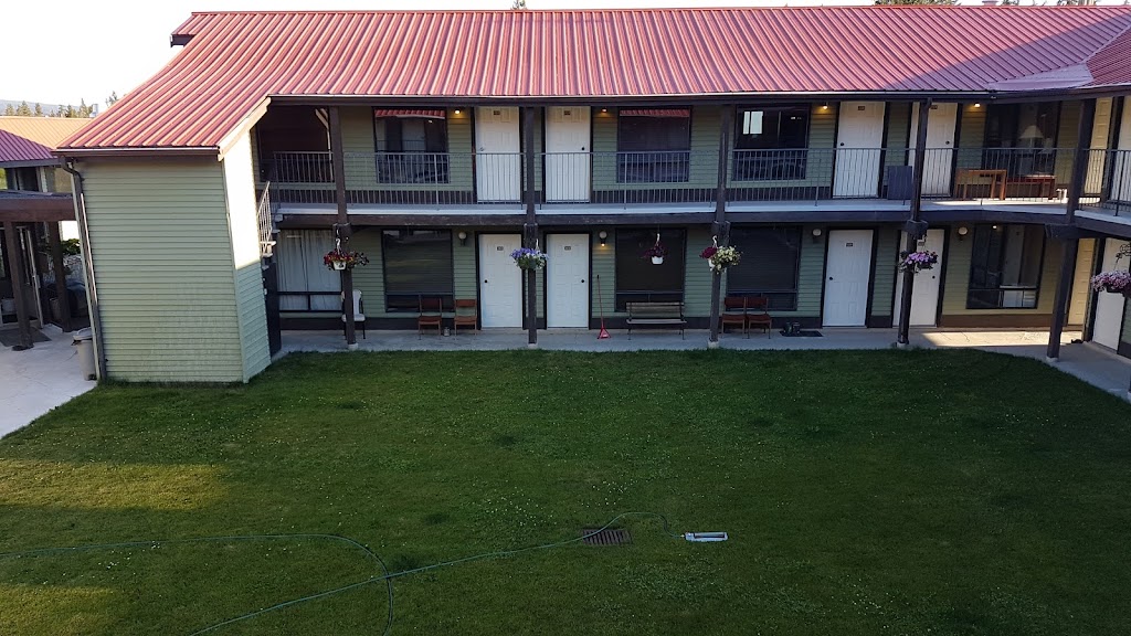 Copper Valley Resort | 19 Apex Dr, Logan Lake, BC V0K 1W0, Canada | Phone: (250) 523-9433