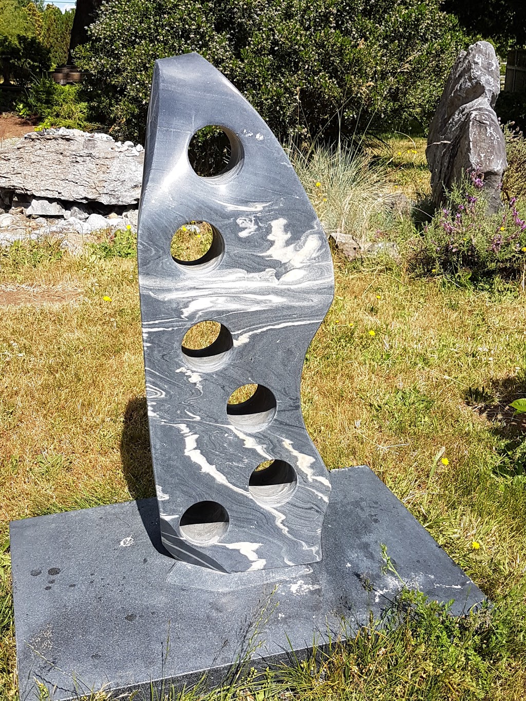 Mike Rebar Stone Sculptor | 833 Breakwater Rd, Parksville, BC V9P 1Z8, Canada | Phone: (250) 248-4676
