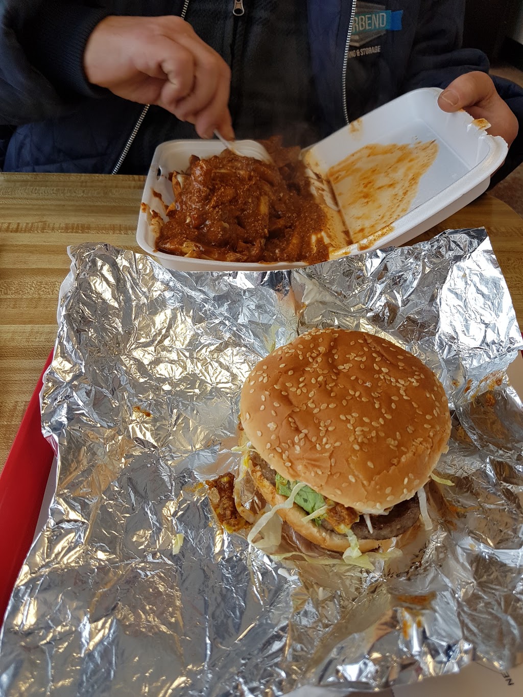 New York Burgers | 1335 Notre Dame Ave, Winnipeg, MB R3E 0P5, Canada | Phone: (204) 772-0965
