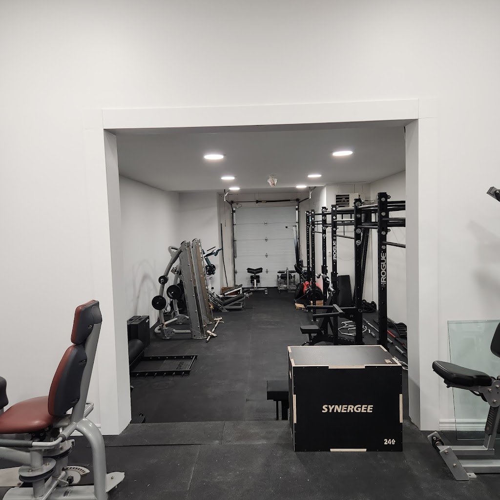 Gym Immersion Santé | 3555 Rue King E, Sherbrooke, QC J1G 5J4, Canada | Phone: (819) 571-7789