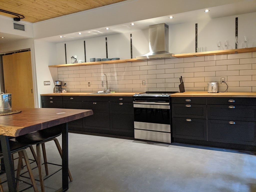 Lofts du Village | 2 Chemin Padden, Chelsea, QC J9B 1J6, Canada | Phone: (819) 827-5300