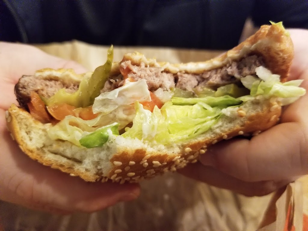 Burger King | 750 Lansdowne St W, Peterborough, ON K9J 1Z3, Canada | Phone: (705) 748-2020