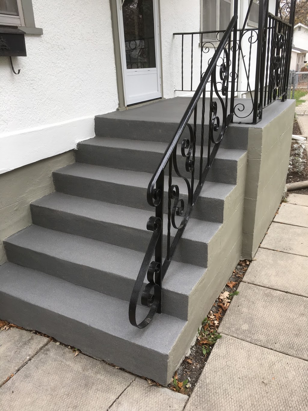 Colour Scheme Professional Painters | 2190 Notre Dame Ave, Winnipeg, MB R3H 0K2, Canada | Phone: (204) 452-3633