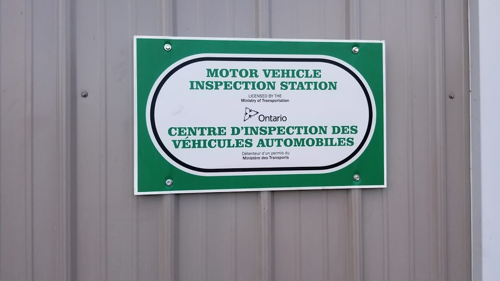 Bruneaus Truck Center | 35473 Bluewater Beach Rd, Goderich, ON N7A 3X8, Canada | Phone: (226) 421-2367