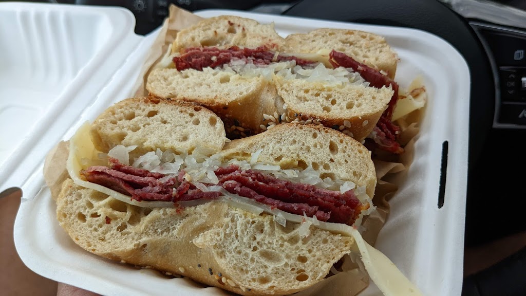 Salty Blonde Bagel Bar | 298 Blake St, Barrie, ON L4M 1K8, Canada | Phone: (705) 721-1661