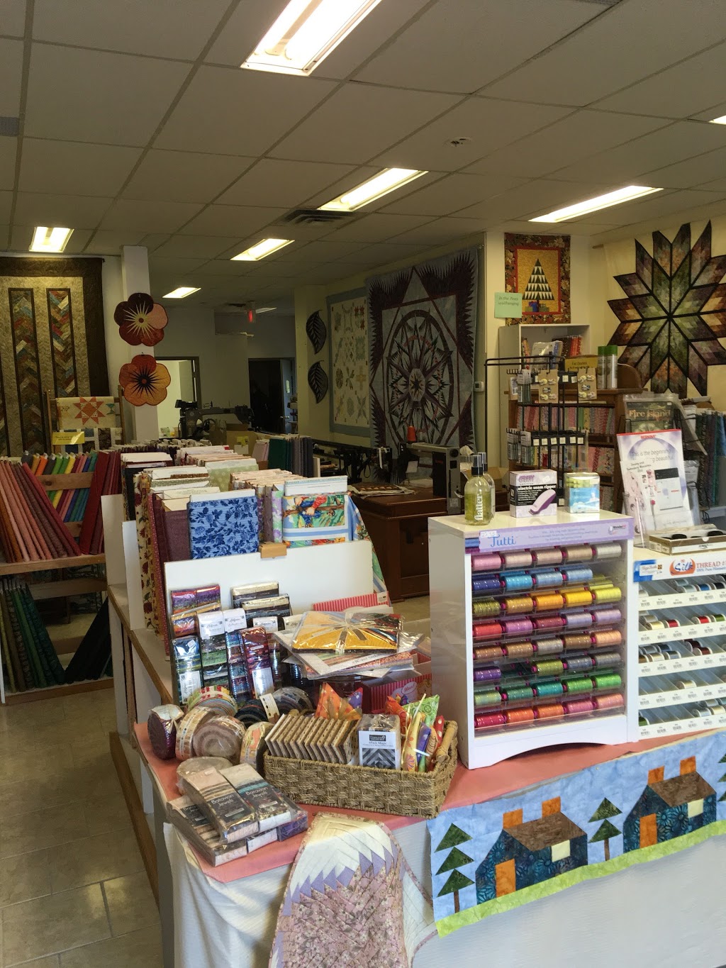 Cozy Quilts | 121 Toronto Rd D, Port Hope, ON L1A 3S5, Canada | Phone: (905) 885-5777