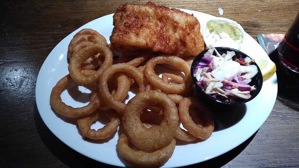 Studs Lonigans Pub | 168 Main St, Wasaga Beach, ON L0L 2P0, Canada | Phone: (705) 429-6371
