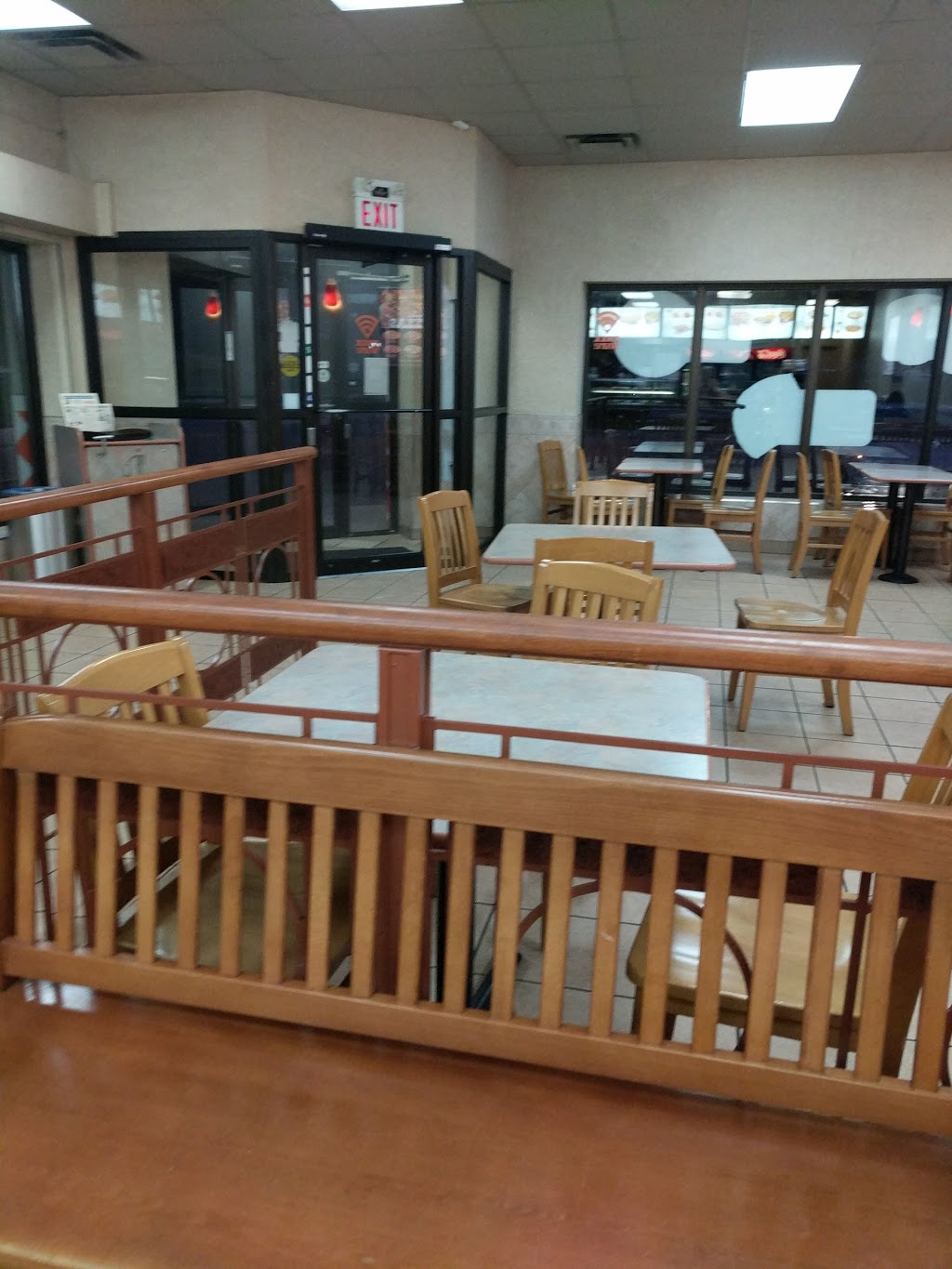 Pizza Pizza | 49 Finch Dr, Sarnia, ON N7S 5C6, Canada | Phone: (519) 383-1111