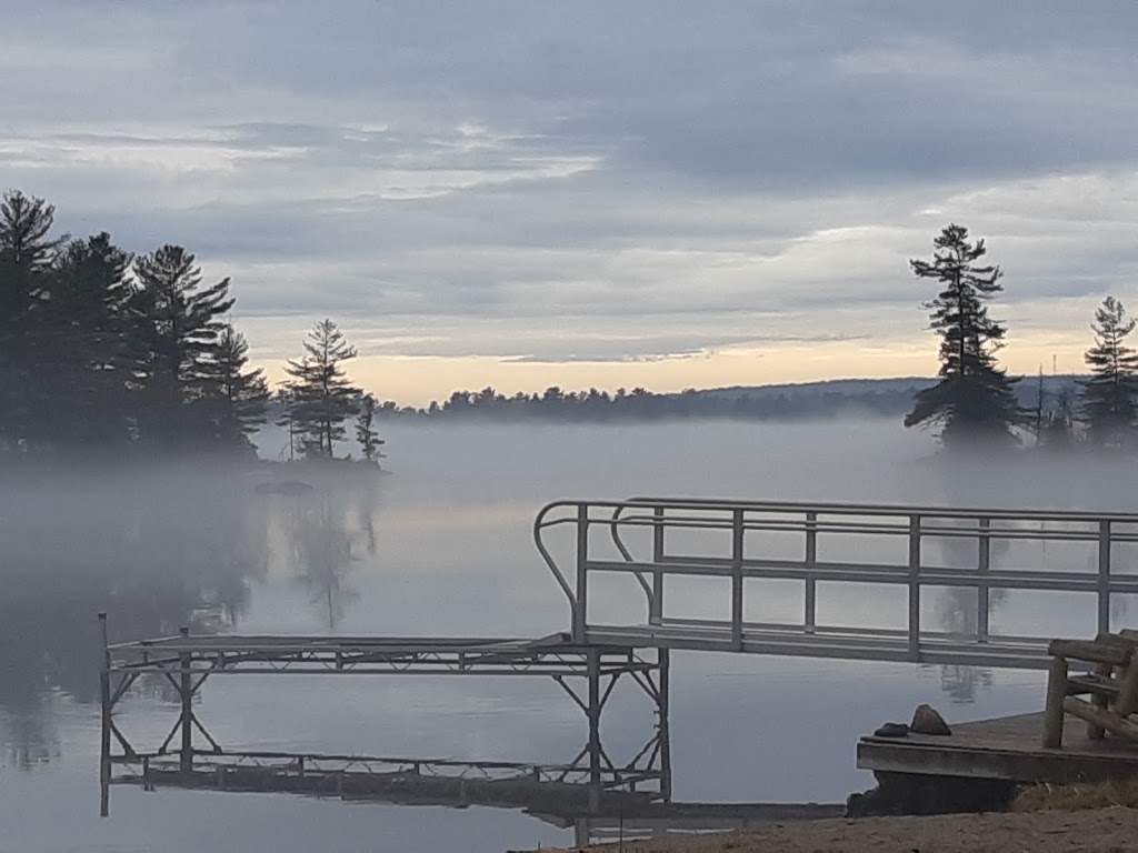 Rockside Cabins | 4674 Peterborough County Rd 36, Buckhorn, ON K0L 1J0, Canada | Phone: (705) 715-2111
