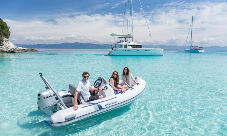 Blue Lagoon Boating Center Showroom | 39739 Jefferson Ave, Harrison Charter Township, MI 48045, USA | Phone: (586) 463-1020