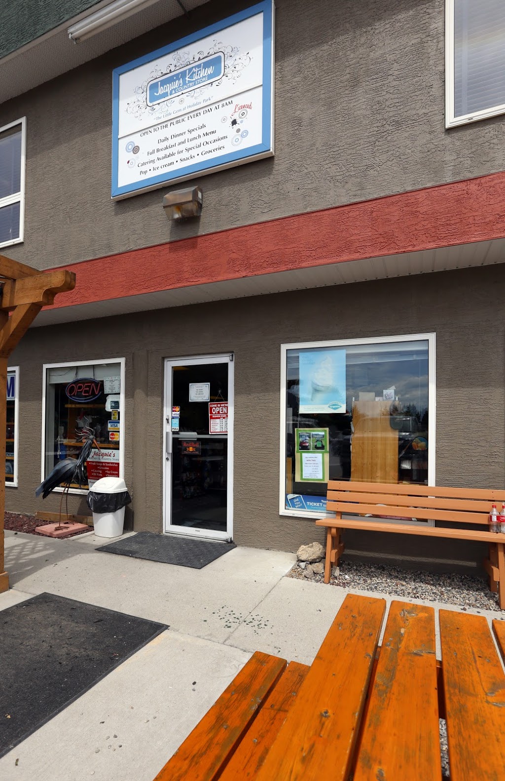 Country Kitchen & Store | 5-415 Commonwealth Rd, Kelowna, BC V4V 1P4, Canada | Phone: (250) 766-3340