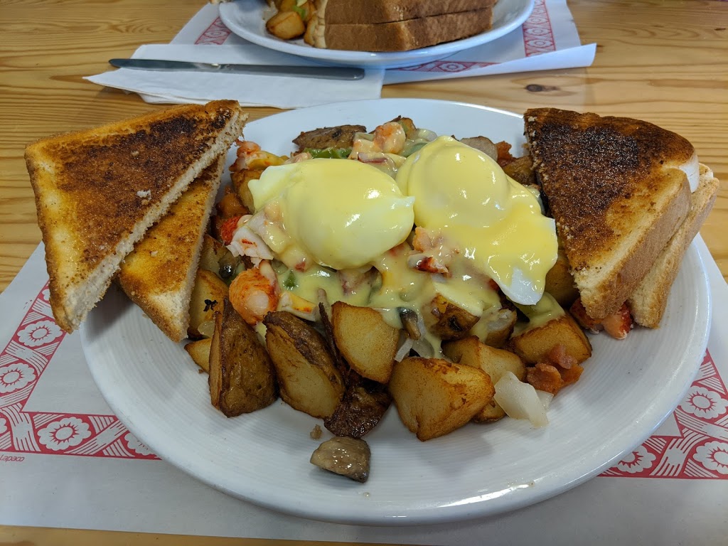 Route 16 Diner | 4335 NB-16, Malden, NB E4M 1X8, Canada | Phone: (506) 538-2200