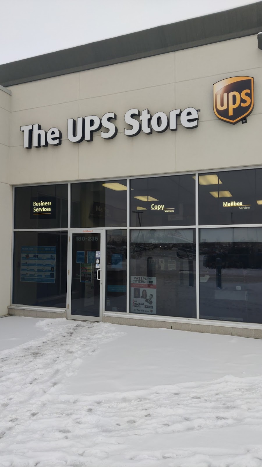 Pro Passport Photo | Located in The UPS Store, 235 Vermillion Rd., Winnipeg, MB R2J 3M7, Canada | Phone: (204) 253-7999