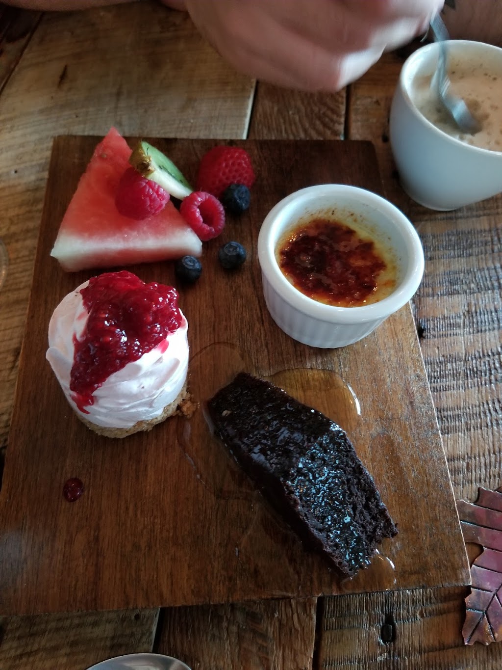 La Canardière | 381 Rue Principale, Sainte-Marcelline-de-Kildare, QC J0K 2Y0, Canada | Phone: (450) 883-4949
