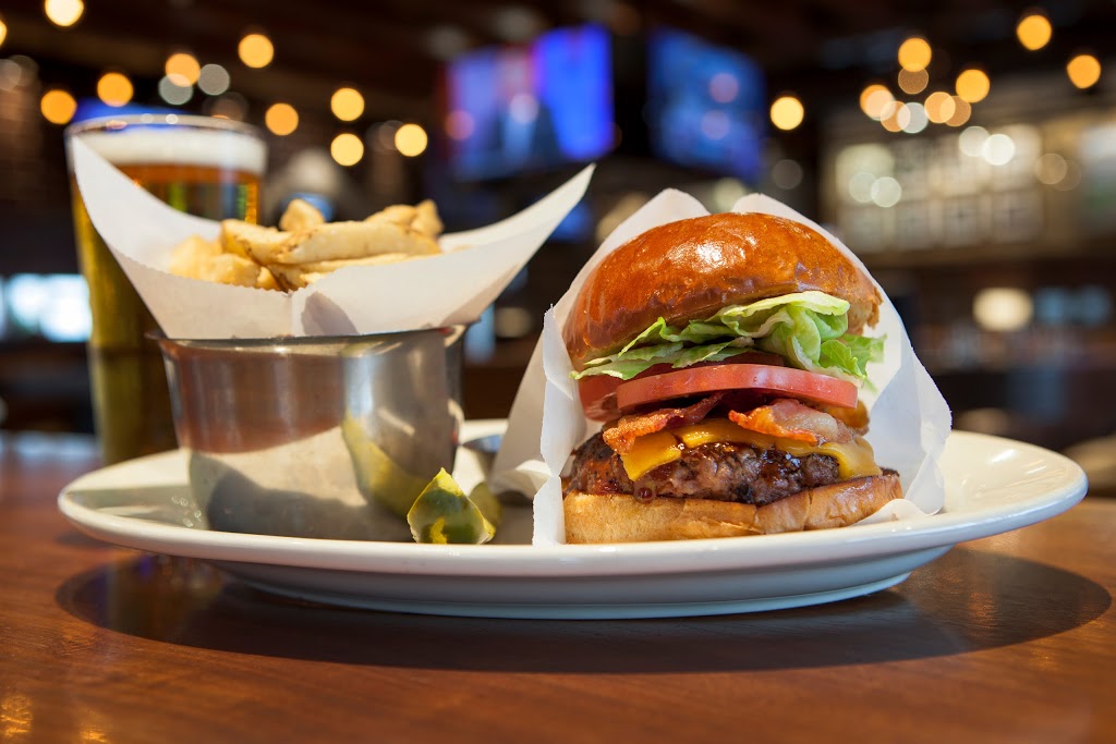Browns Socialhouse | 15331 37 St NW, Edmonton, AB T5Y 6A1, Canada | Phone: (780) 761-1533