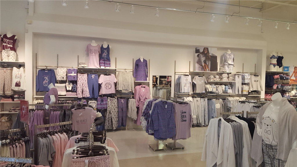 La Vie en Rose Signal Hill Outlet | 5643 Signal Hill Centre SW, Calgary, AB T3H 3P8, Canada | Phone: (403) 242-9908