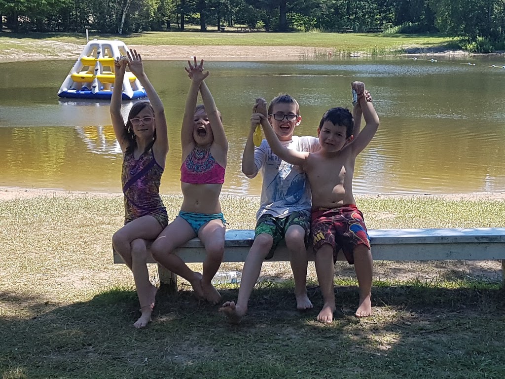 Camping du Lac Sandysun | 1935 Chemin Grimshaw, Hinchinbrooke, QC J0S 1E0, Canada | Phone: (450) 827-1082