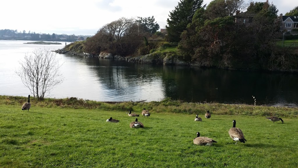 Captain Jacobson Park | 487-, 525 Head St, Victoria, BC V9A 5S1, Canada