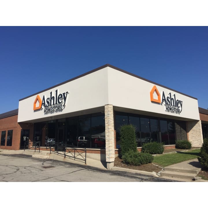 Ashley HomeStore | 389 Woodlawn Rd W, Guelph, ON N1H 7M1, Canada | Phone: (226) 780-1373