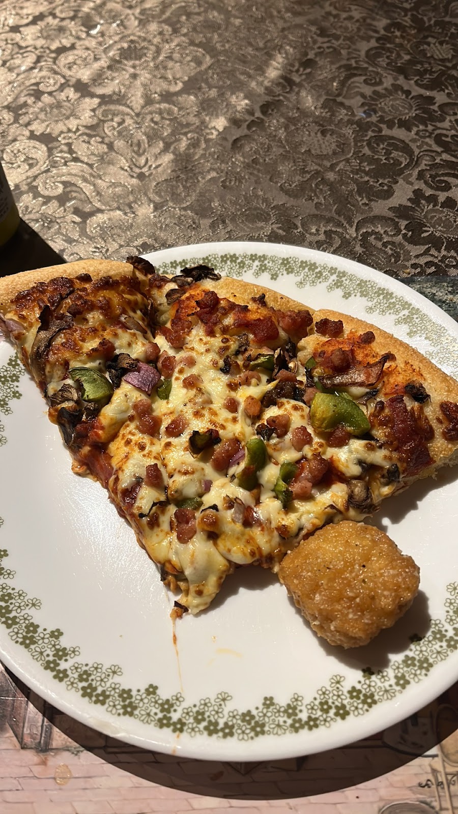 Pizza Hut | 6020 Main St W Unit 2, Milton, ON L9T 9M1, Canada | Phone: (905) 693-1202