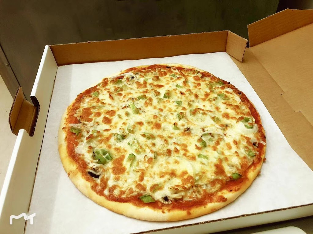Alines Thai & Pizza | 449 Main St, Ile des Chênes, MB R0A 0T0, Canada | Phone: (204) 878-2323