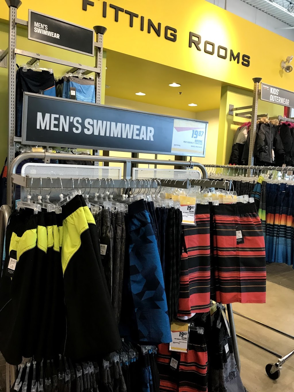 Sport Chek Cachet Centre | Cachet Centre, 9255 Woodbine Ave, Markham, ON L6C 1Y9, Canada | Phone: (905) 887-6012