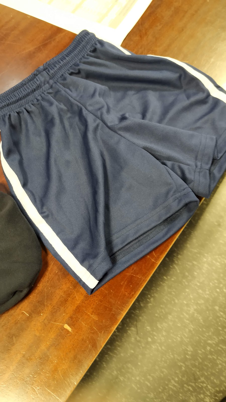 InSchoolwear Oakville | 886 Sinclair Rd, Oakville, ON L6K 2H3, Canada | Phone: (905) 338-3030