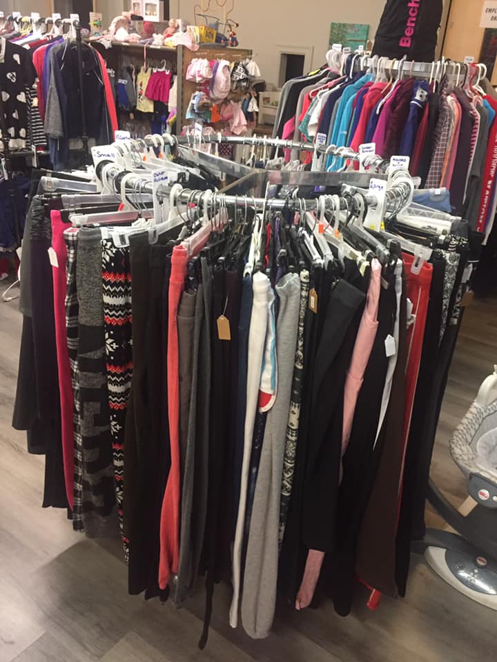 Carmyns Bargains | 297 Springbank Dr Rear 1, London, ON N6J 1G4, Canada | Phone: (226) 236-5715