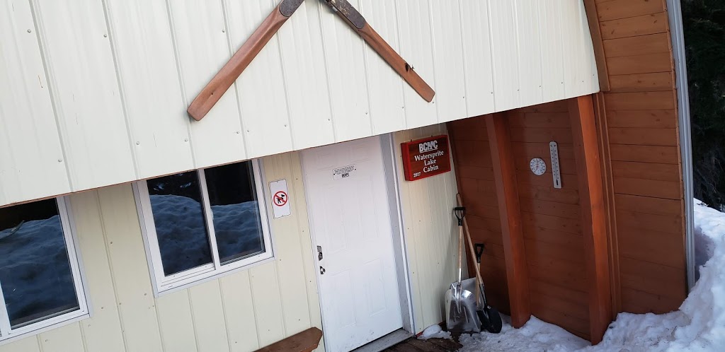 Watersprite Lake hut | Squamish-Lillooet D, BC V0N 1J0, Canada