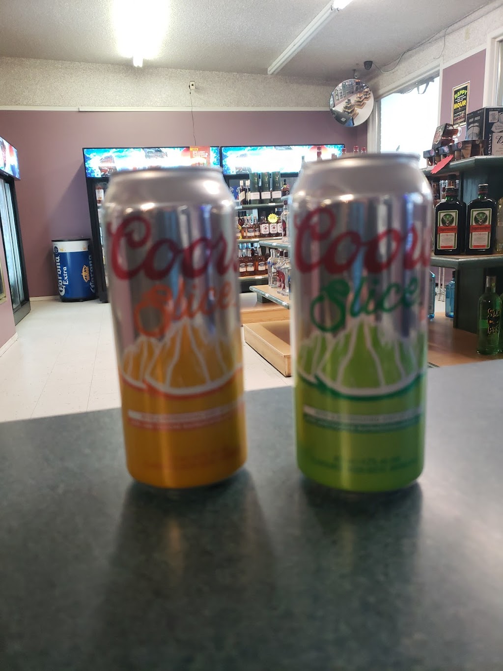 Rowdy’s Bar & Offsale | 501 Colwell Rd, Rosetown, SK S0L 2V0, Canada | Phone: (306) 882-4200
