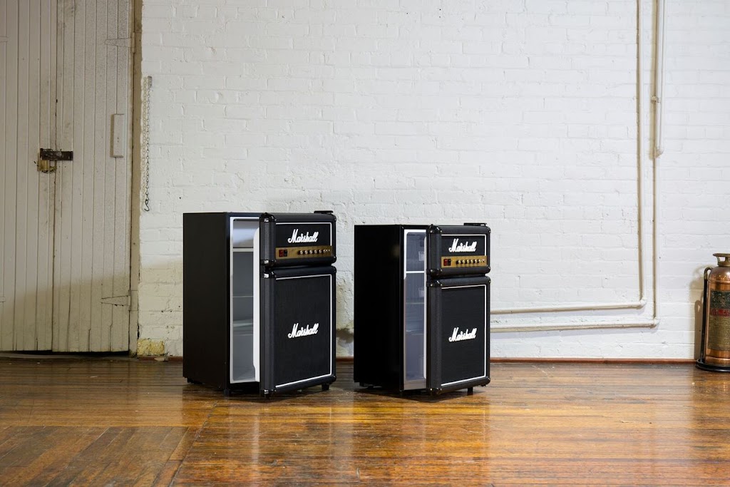 Marshall Fridge Canada | 21000 Route Transcanadienne, Baie-dUrfé, QC H9X 4B7, Canada | Phone: (514) 457-2555
