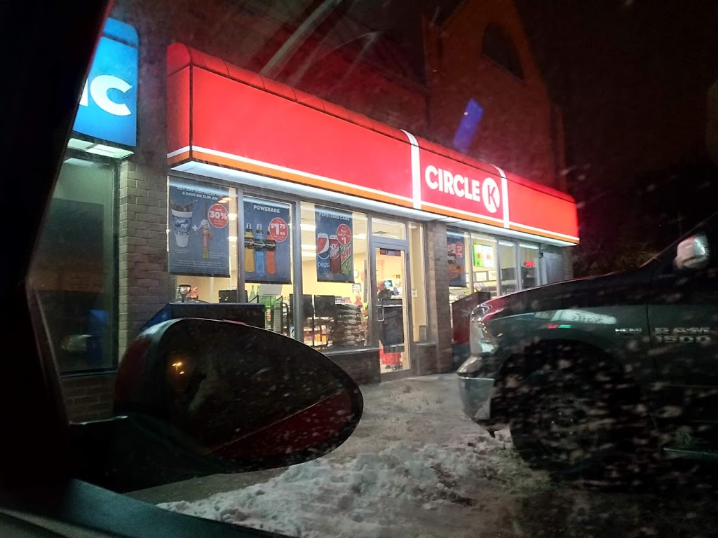 Macs | 600 Grandview St S, Oshawa, ON L1H 8P4, Canada | Phone: (905) 435-0278