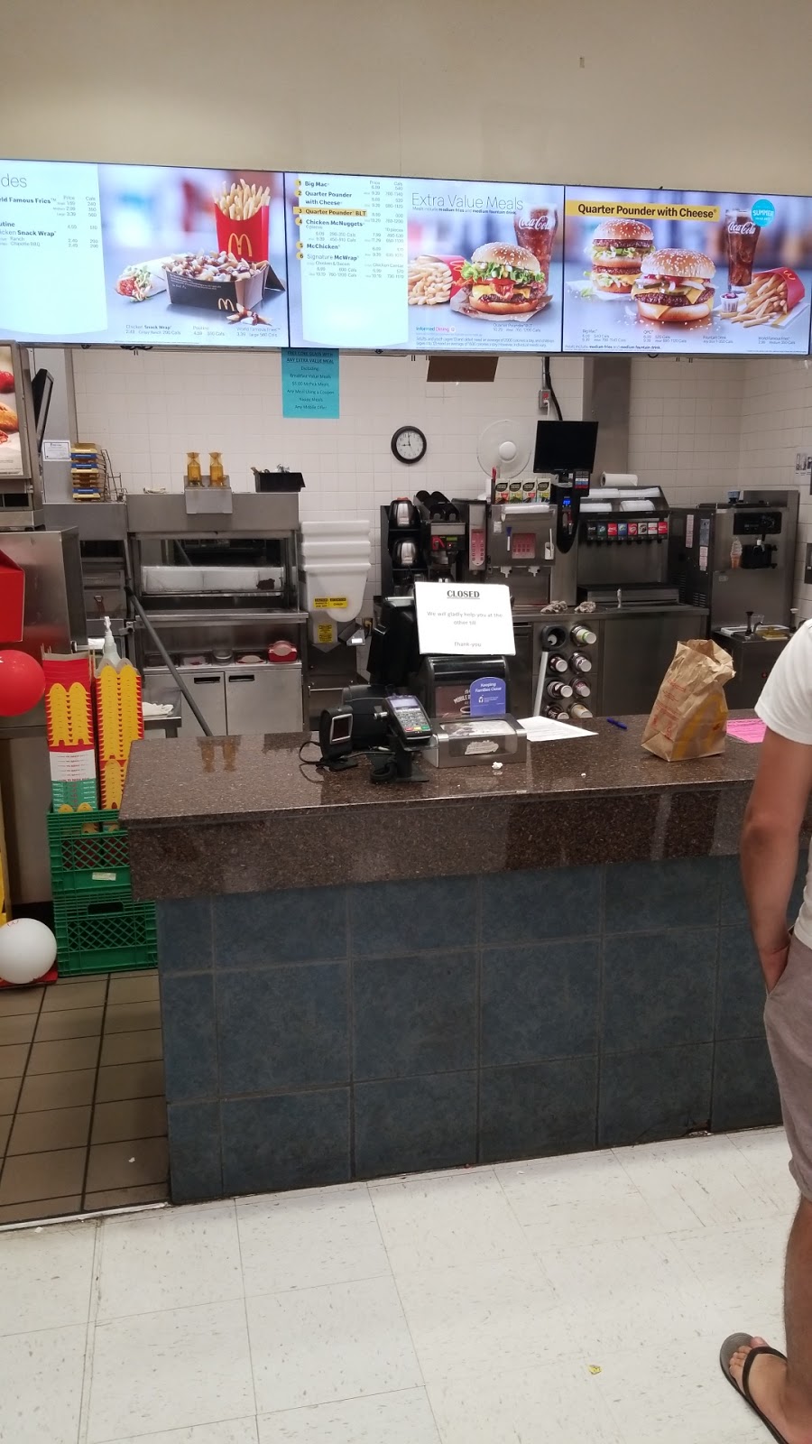 McDonalds | 7100 Tecumseh Rd E, Windsor, ON N8T 1E6, Canada | Phone: (519) 974-2587