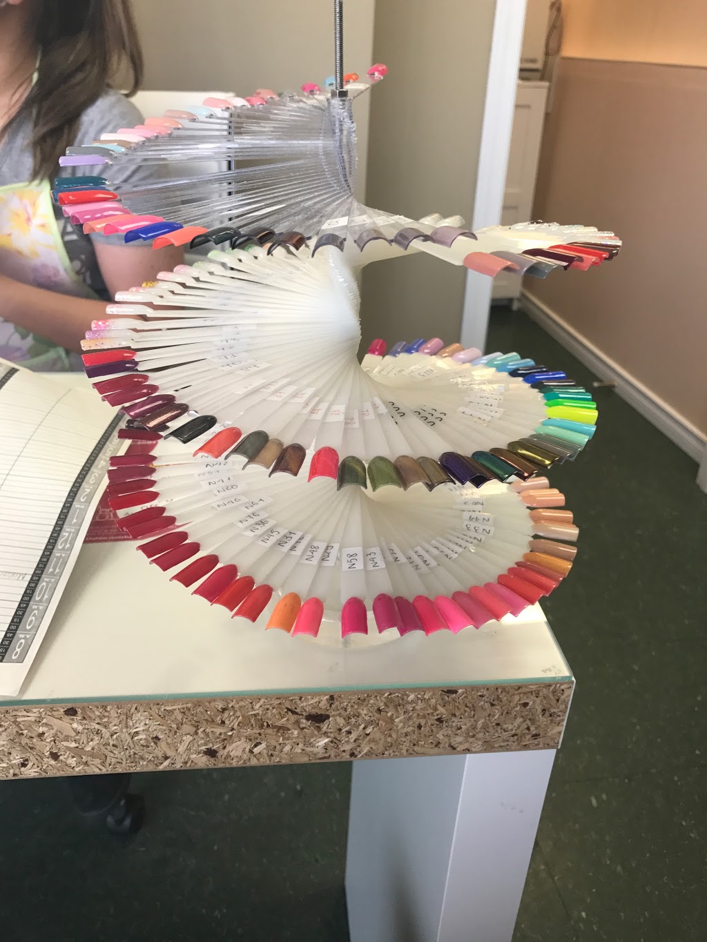 Dahlia Nail Studio | 5012 16 Ave NW #3, Calgary, AB T3B 0N3, Canada | Phone: (587) 703-2007