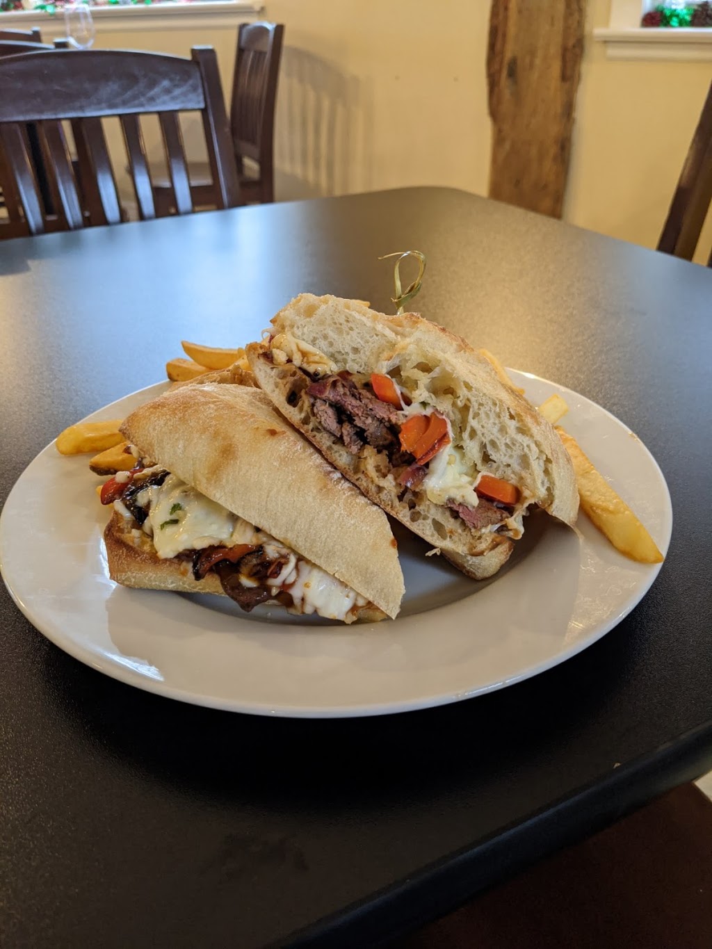 Riverside Hideaway | 1 Mill St, Coldwater, ON L0K 1E0, Canada | Phone: (705) 686-3072