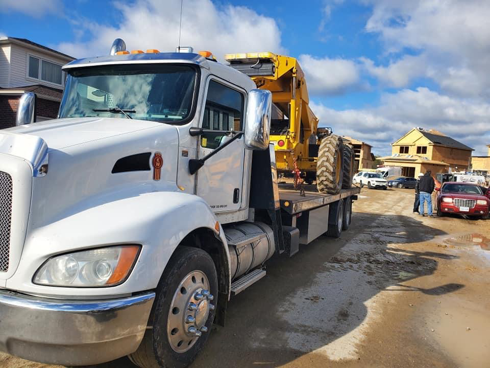 GM Towing Service | 75 Shamrock Rd, London, ON N6E 2X9, Canada | Phone: (519) 668-5252