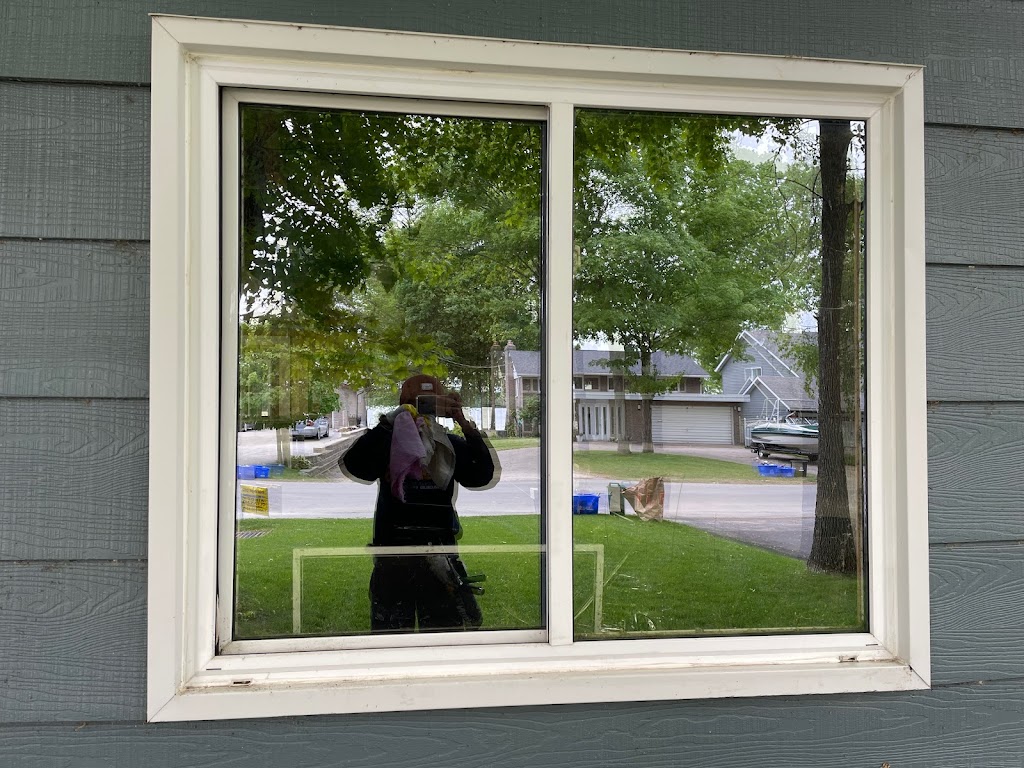 College Pro Window Cleaning Barrie/Orillia/Victoria Harbour | 800 W Ridge Blvd Unit 56, Orillia, ON L3V 0B9, Canada | Phone: (705) 333-9579