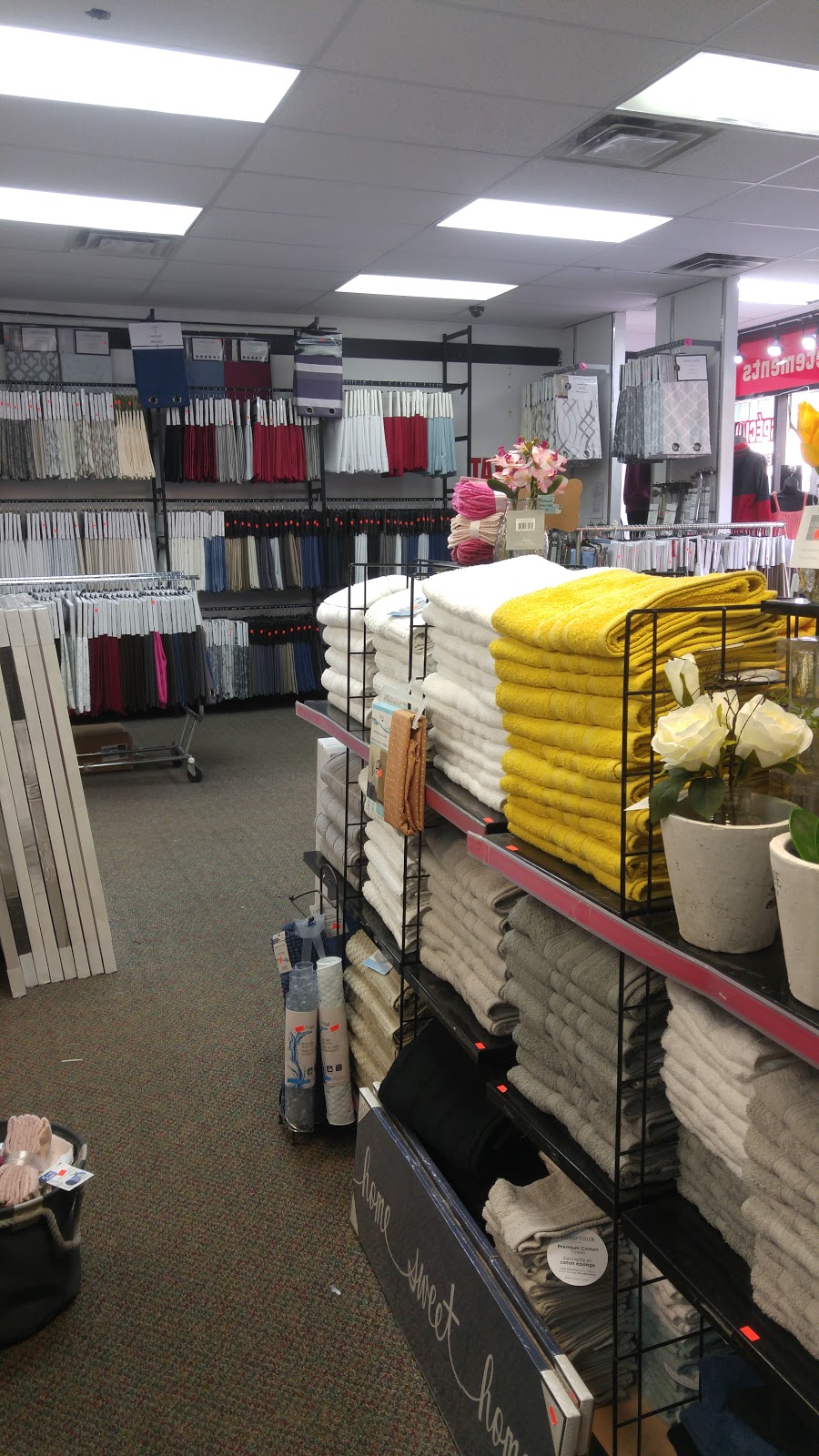 Literie Dépôt Montreal-Magasin Literie Liquidation | 4413 Rue Wellington, Verdun, QC H4G 1W5, Canada | Phone: (514) 419-1493