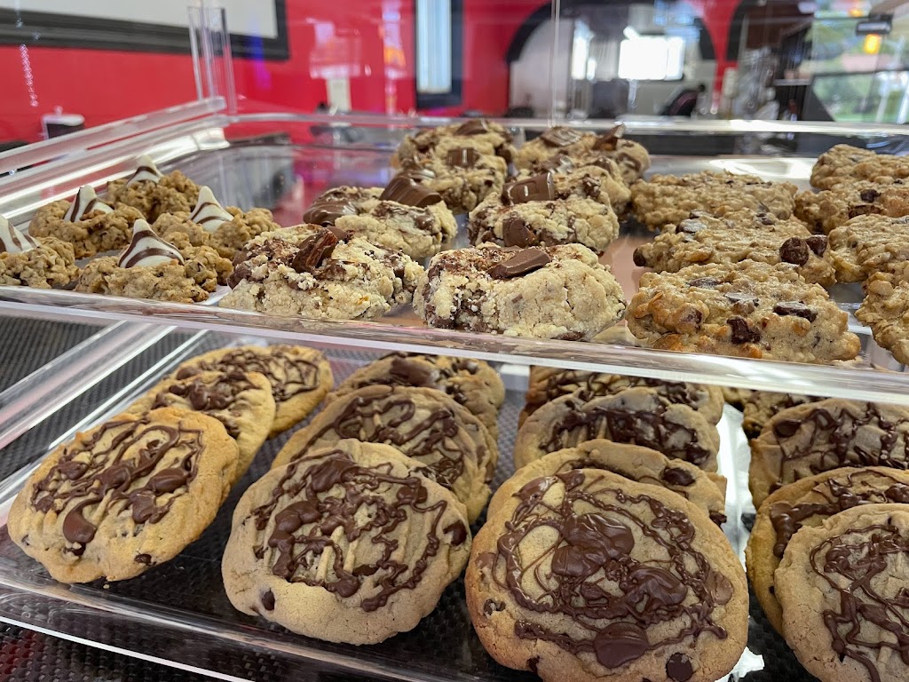 Jack’s Pizza & Sandwiches | 956 Merivale Rd, Ottawa, ON K1Z 6A2, Canada | Phone: (343) 984-5246