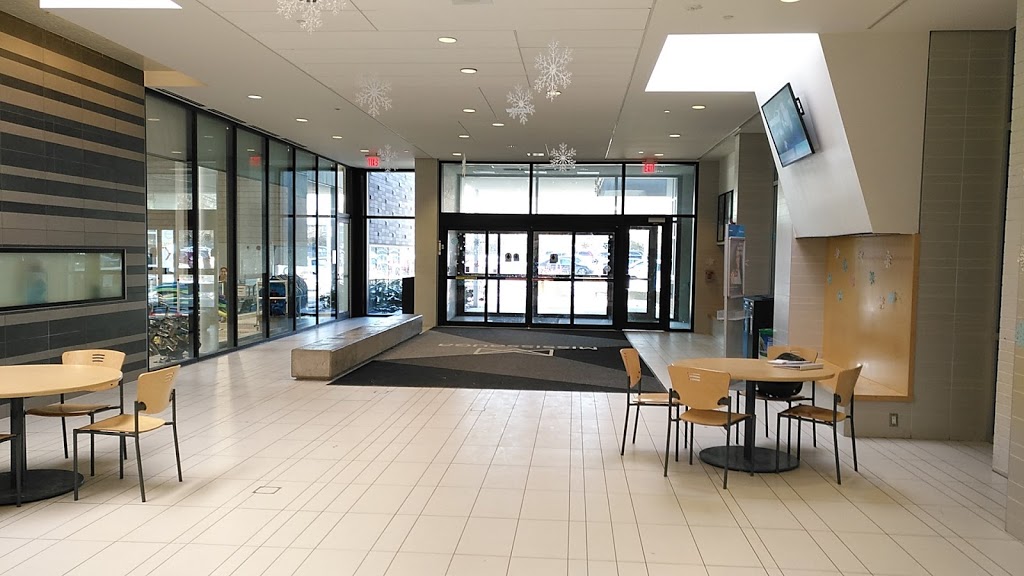 Clarkson Community Centre | 2475 Truscott Dr, Mississauga, ON L5J 2B5, Canada | Phone: (905) 615-4840