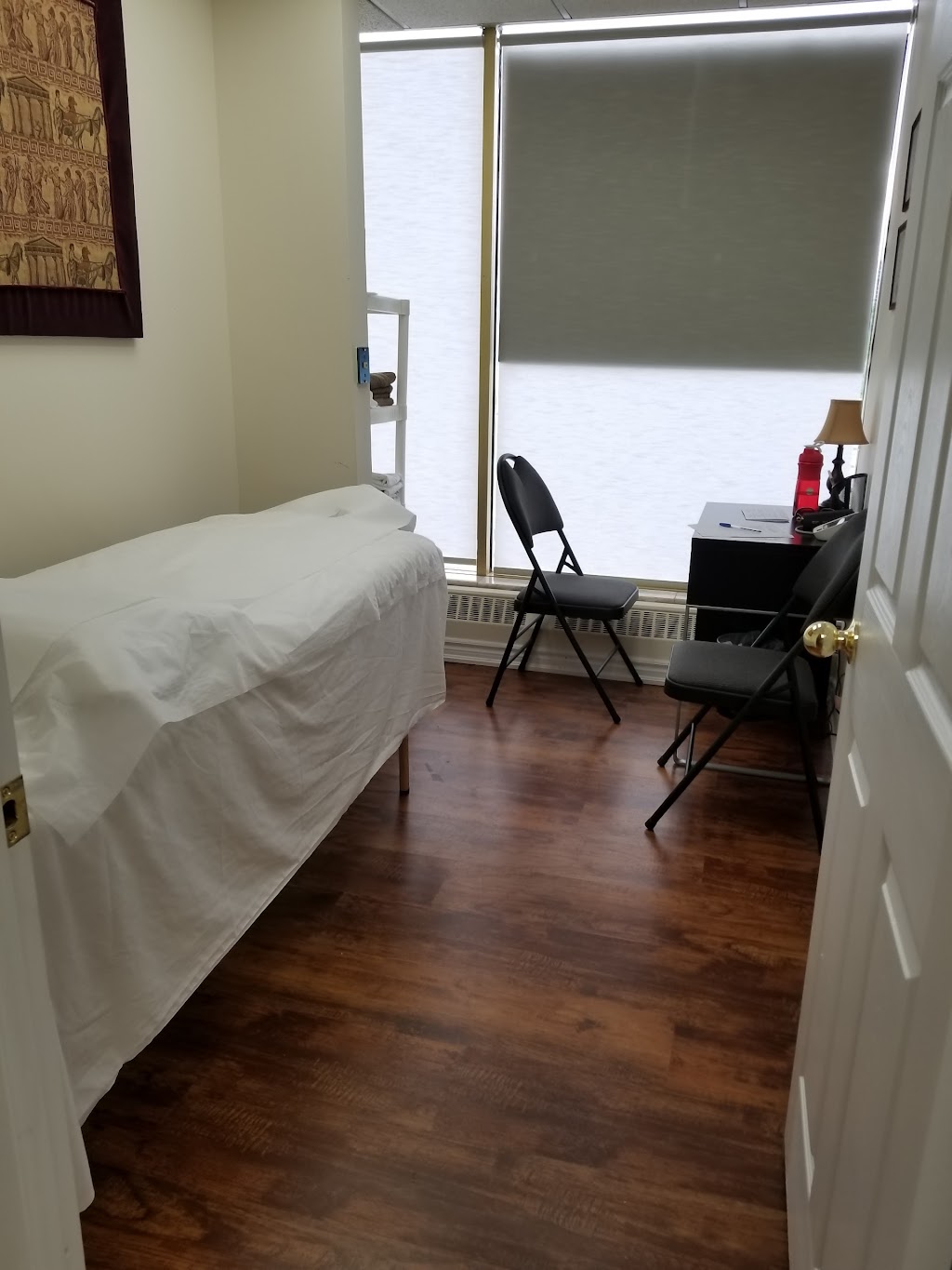 Essential Physio Rehabilitation | 4949 Bathurst St Suite 207, North York, ON M2R 1Y1, Canada | Phone: (416) 386-2393